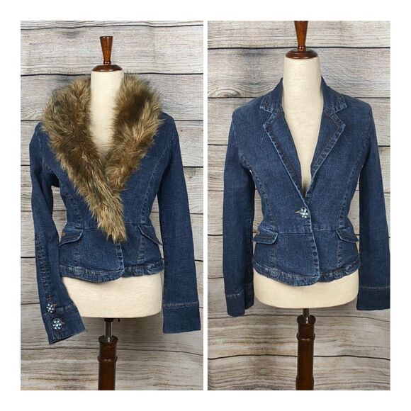 NWT LOT 29 Jean Jacket size M - Picture 1 of 16